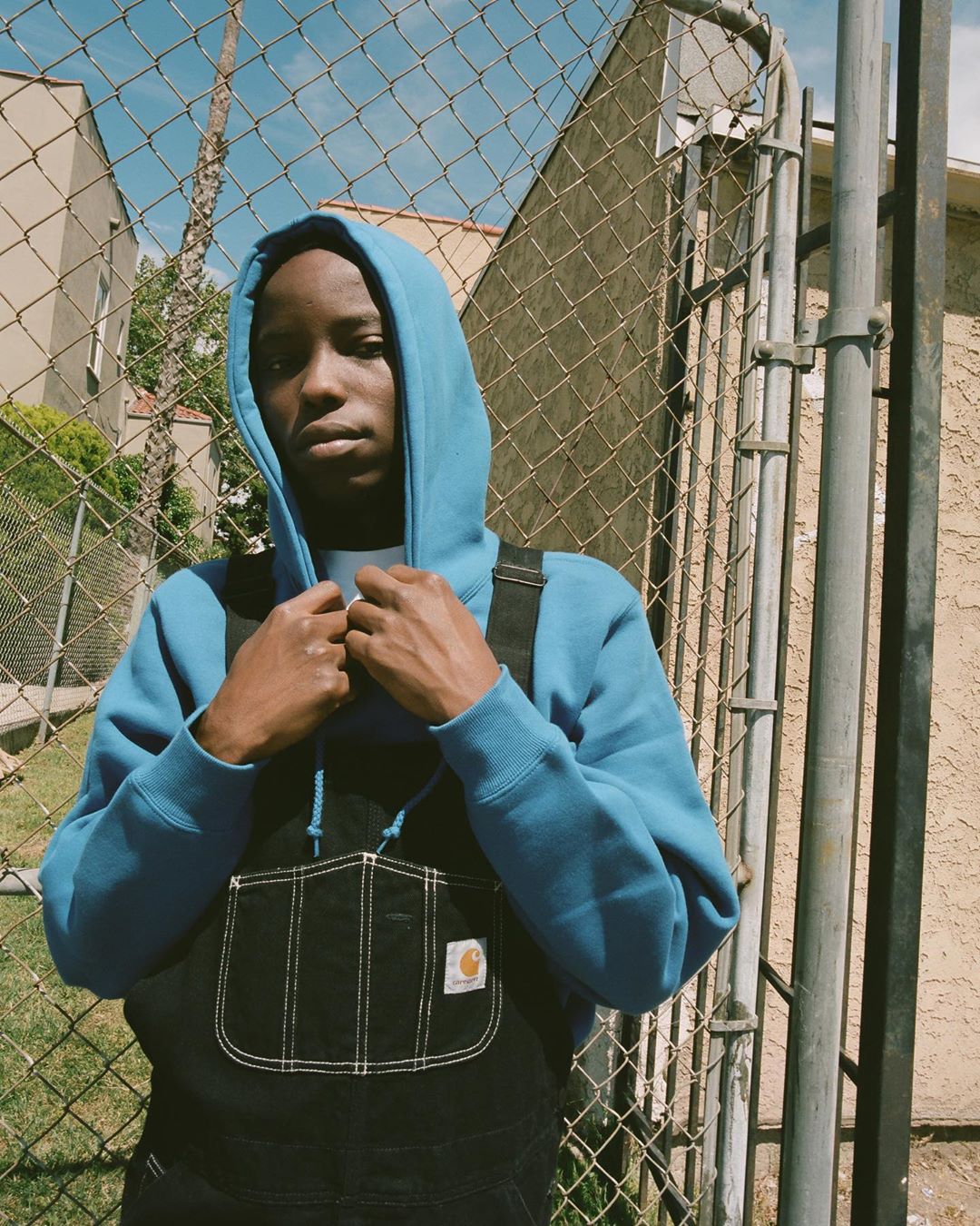 67429299_2143876185911169_8054356111535316090_n salopette-carhartt-stussy