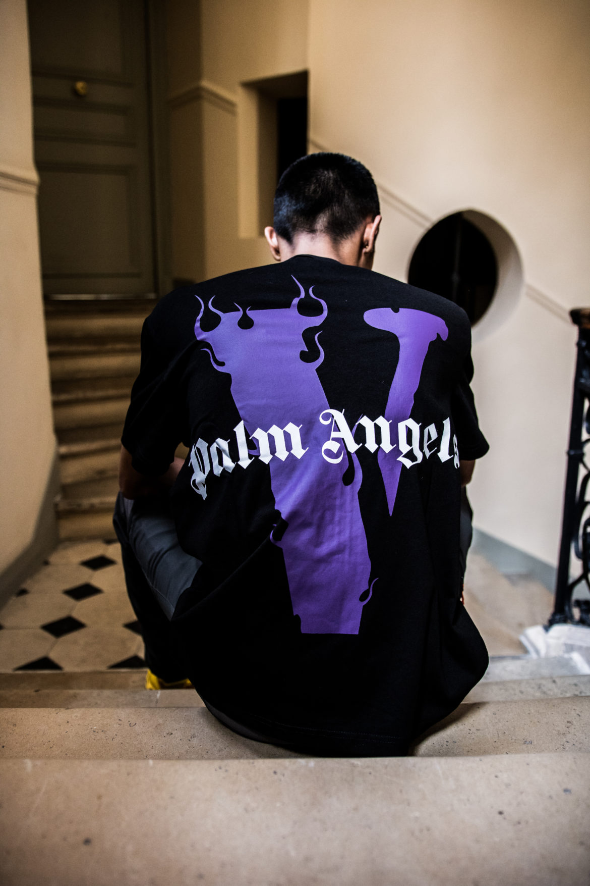 IMG_0347 Vlone-Palm-Angels-Tee-violet
