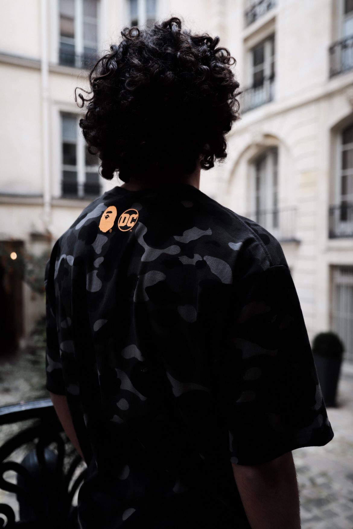 un mannequin porte du bape dc by afterdrop