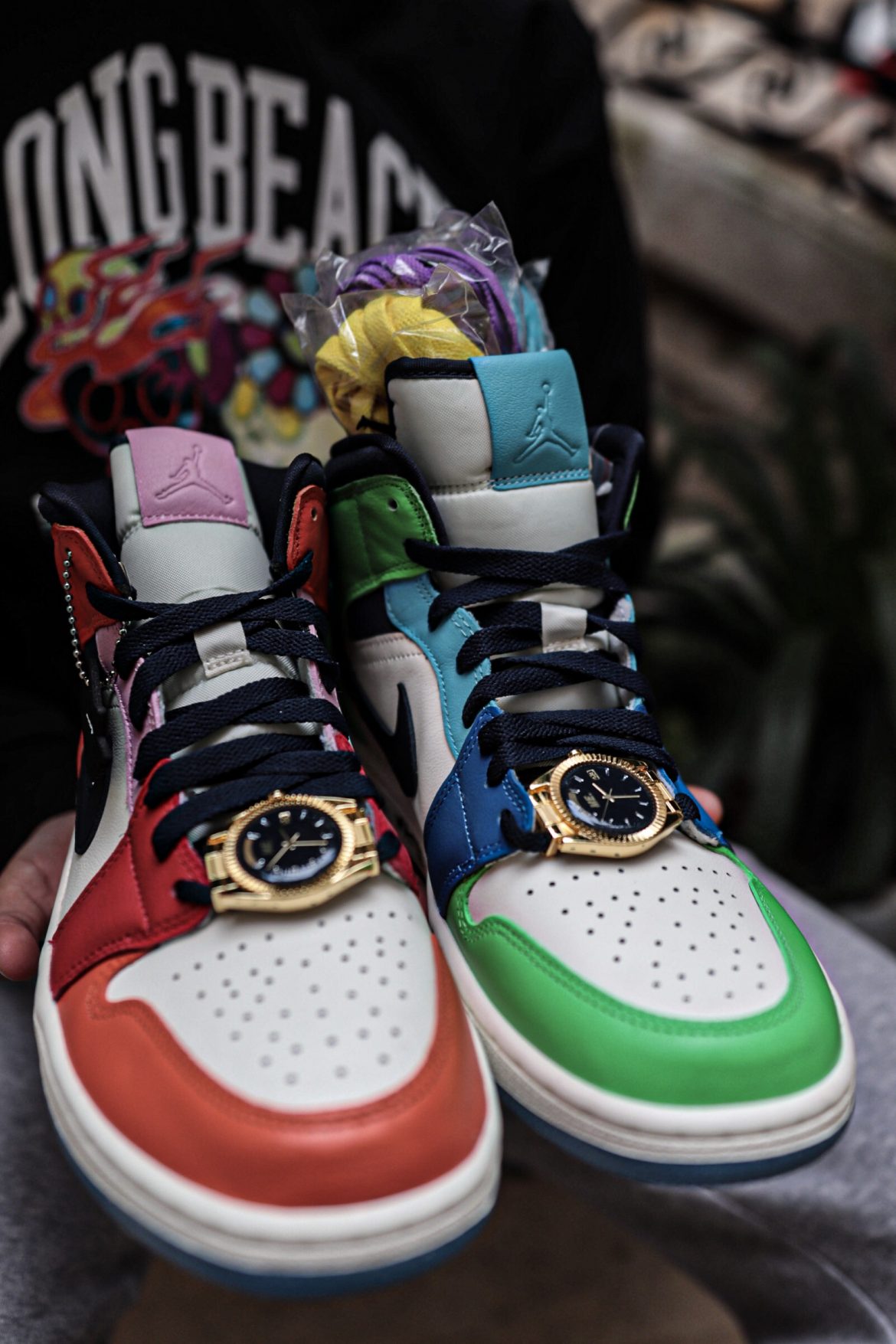 Jordan 1 Mid SE Fearless Melody Ehsani montre
