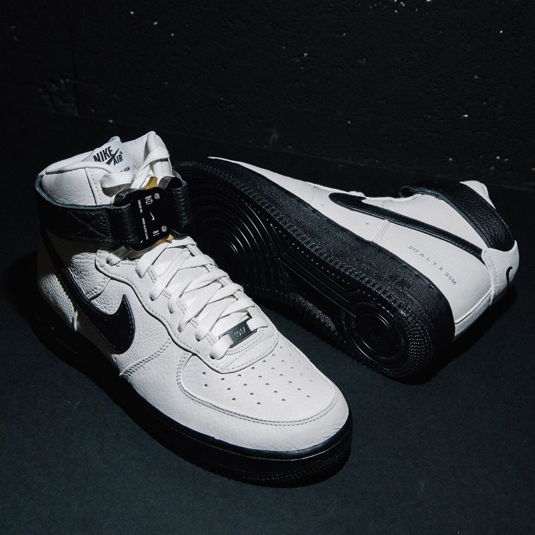 1017 Alyx 9SM x Nike Air Force 1 High White/Black 1017 Alyx 9SM x Nike Air Force 1 High White/Black