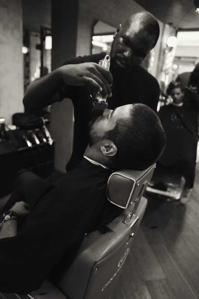 Groomer's-Lab-trente-trois-degrés-©goldiewilliams