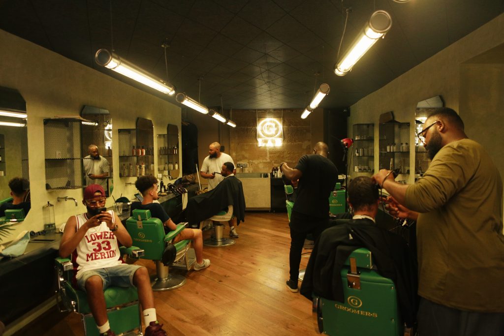 Groomer's-Lab-trente-trois-degrés-©goldiewilliams