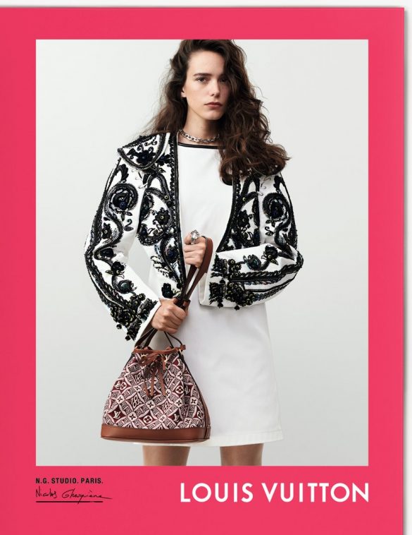 Stacy Martin par Nicolas Ghesquière pour Louis Vuitton