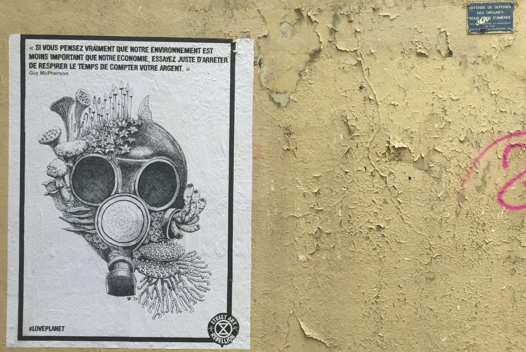 Love-Planet-art-Paris