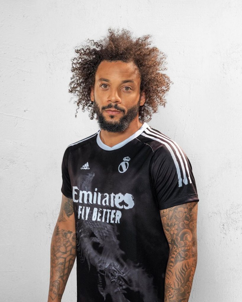Adidas-Pharrell-Williams-Maillots-Football-Real-Madrid