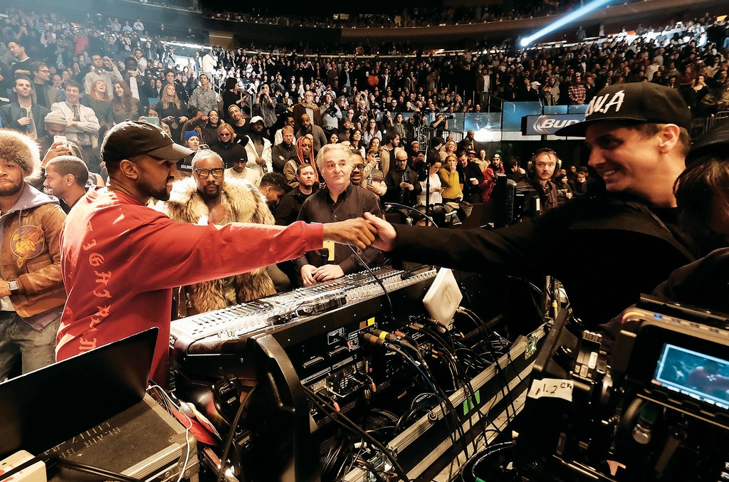 Mike-Dean-Kanye-West