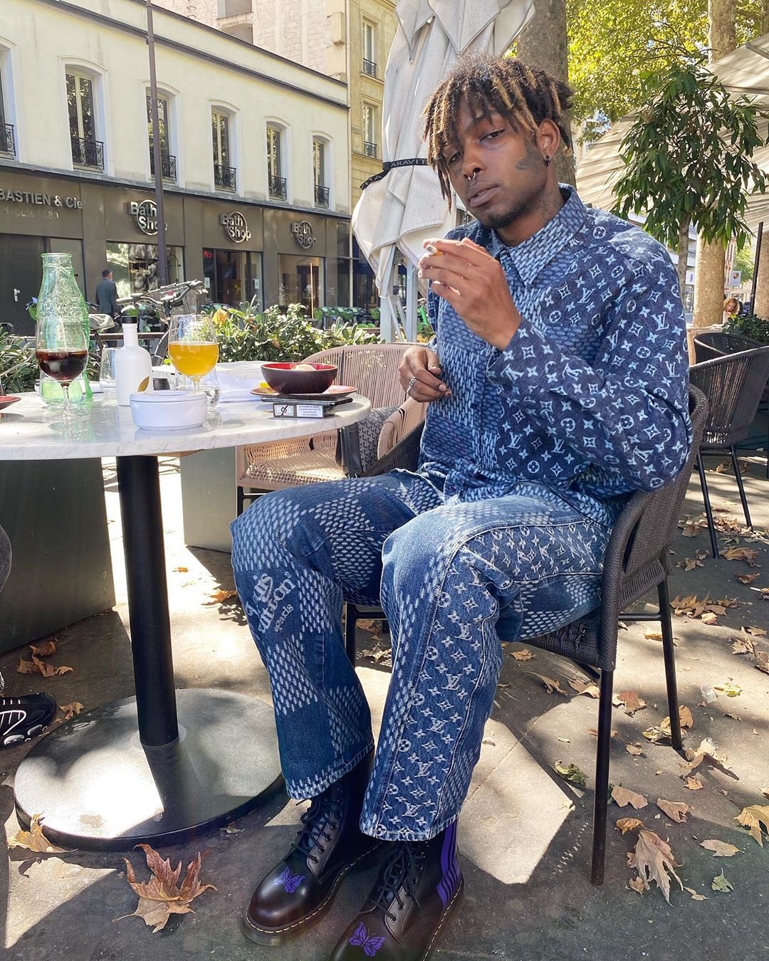 youv-dee-6 youv-dee-6