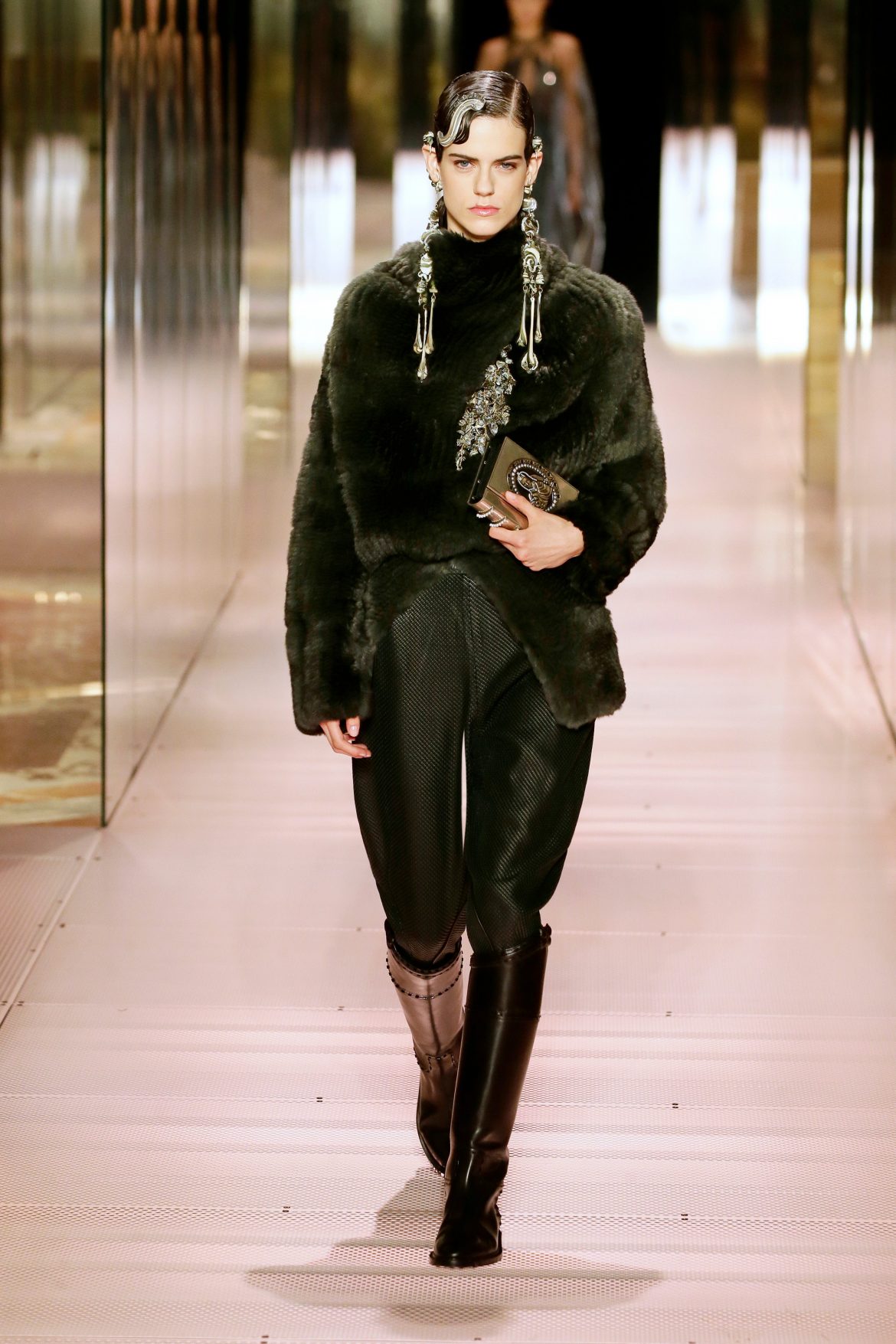 00002-Fendi-Couture-Spring-21