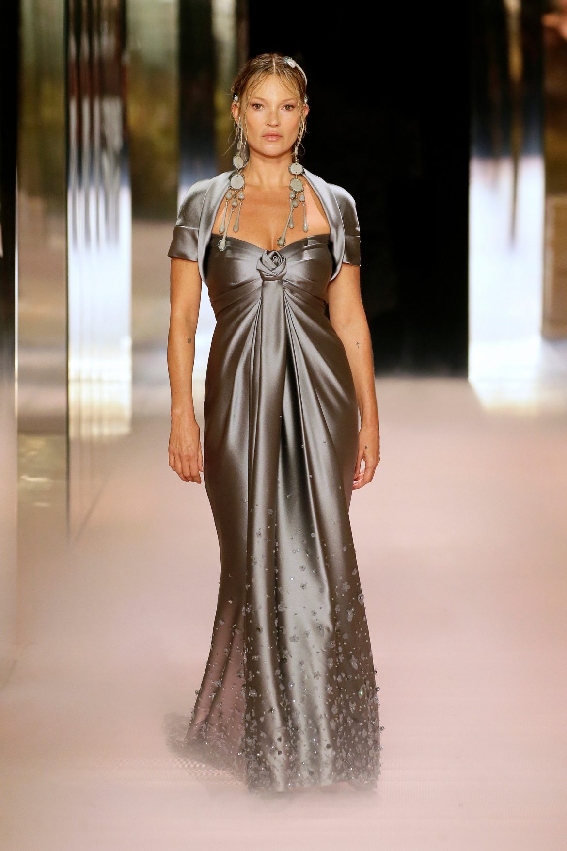 00005-Fendi-Couture-Spring-21