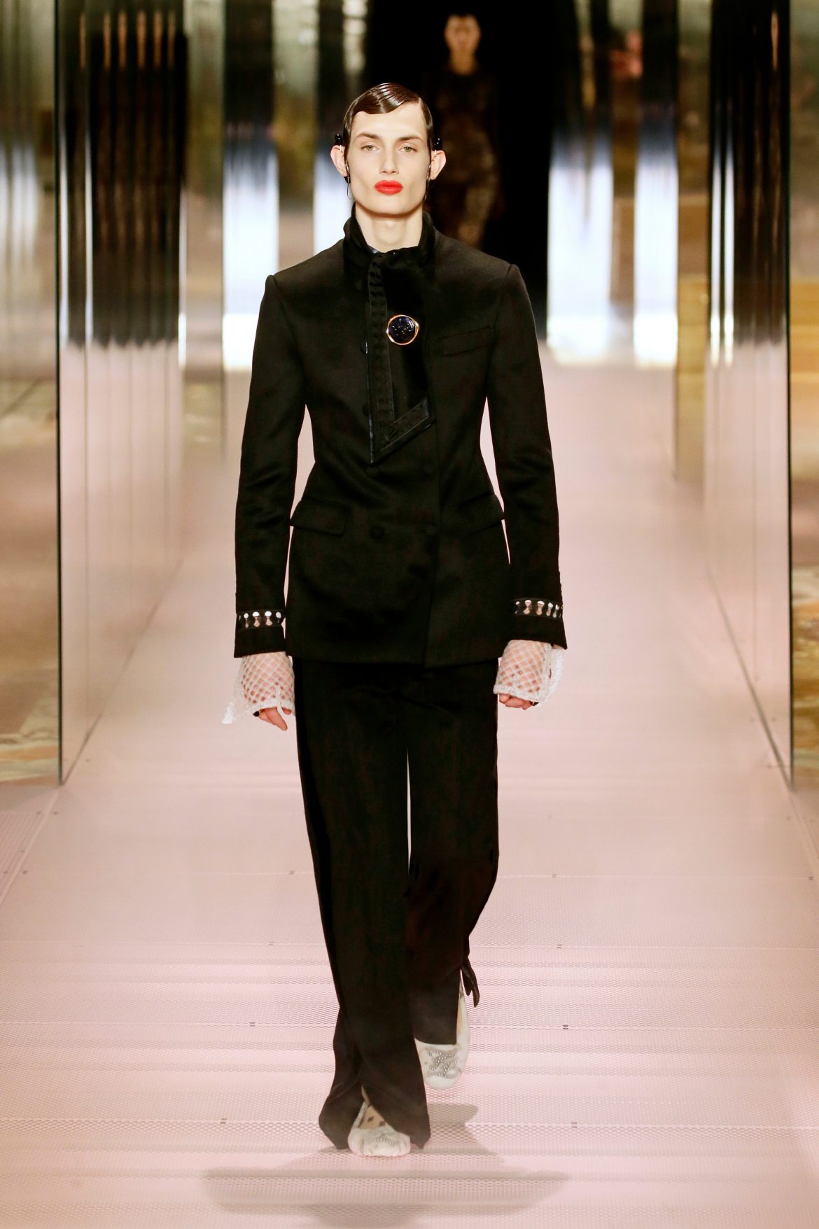 00006-Fendi-Couture-Spring-21