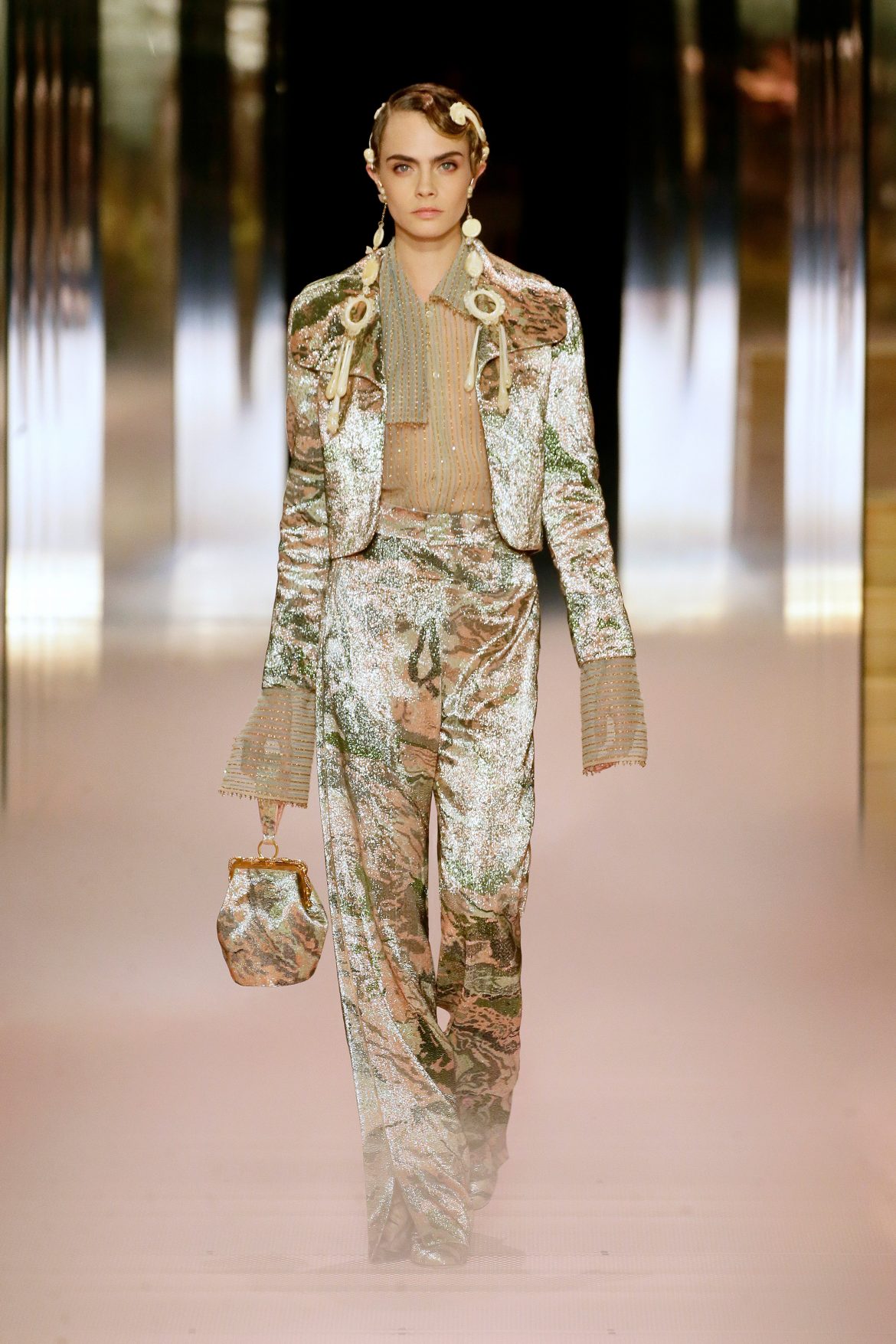 00010-Fendi-Couture-Spring-21 fendi-défilé-kim-jones-2021