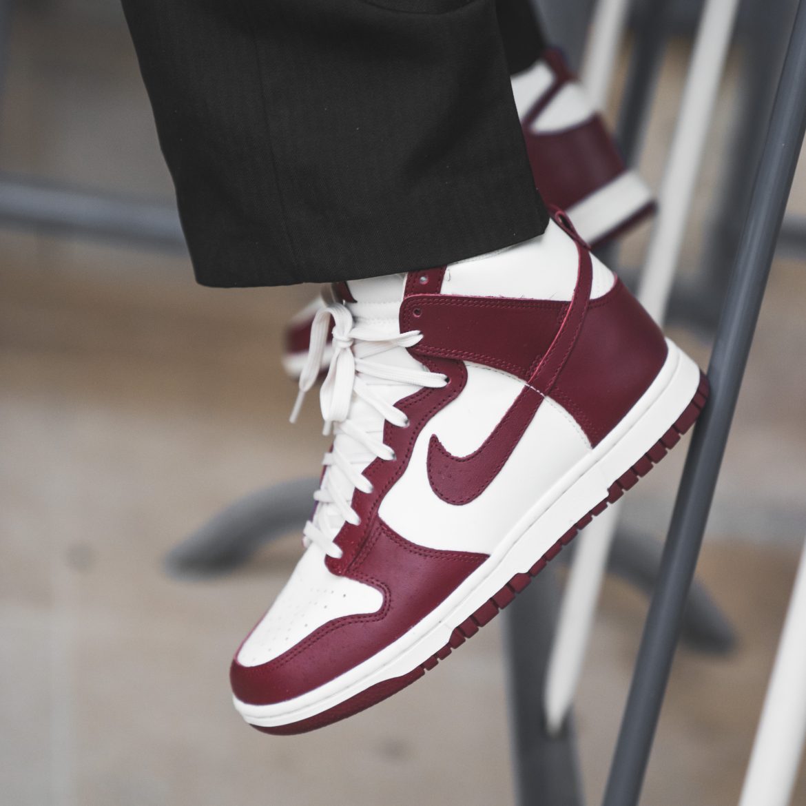 Nike-Dunk-High-WMNS-Team-Red-11-février-2021-alexis-pavlov