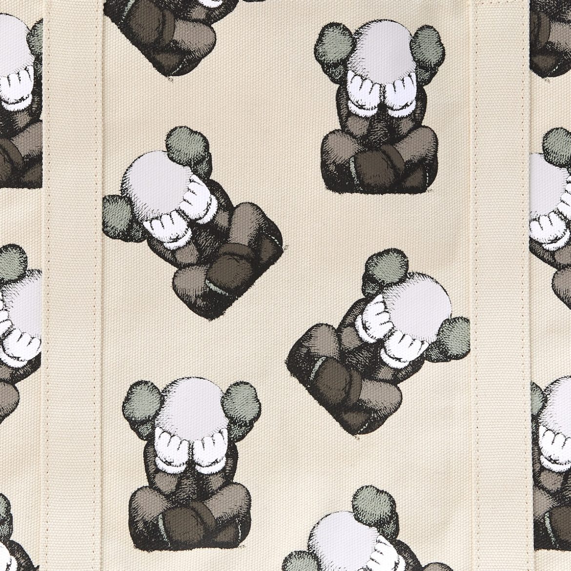 Kaws-Tokyo-First-Uniqlo