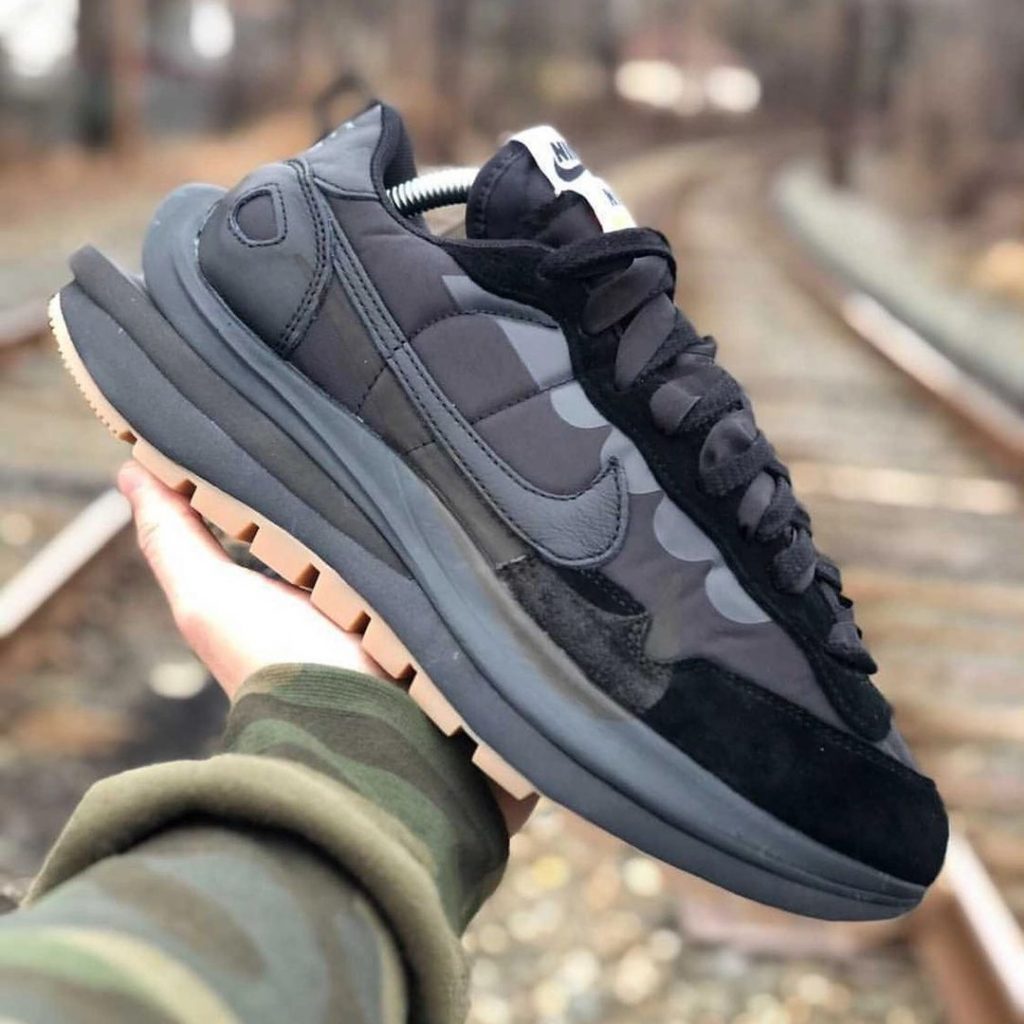 nike-sacai-ldwaffle-black-gum