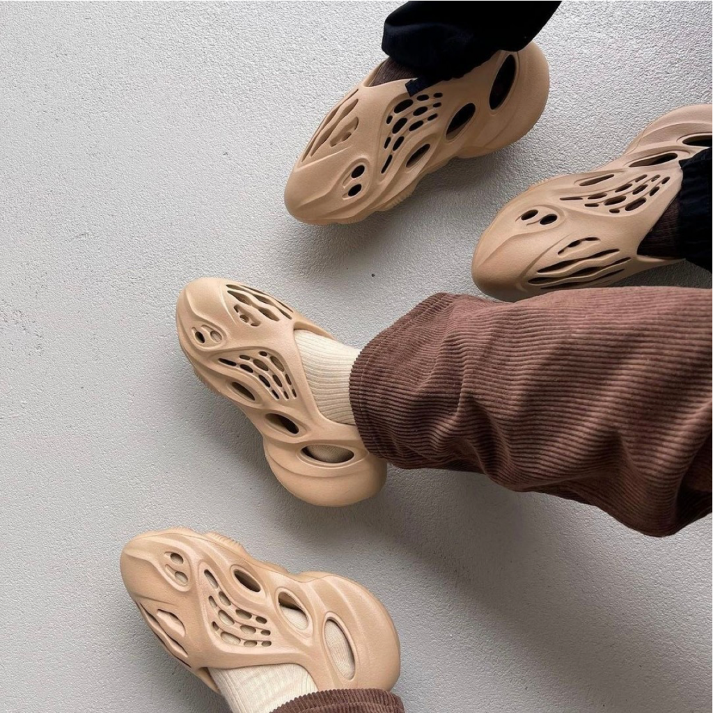 yeezy-foam-runner-2022