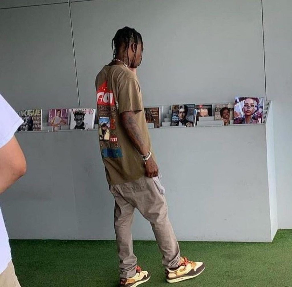 Nike-Air-Max-1-Cactus-Jack-on-feet