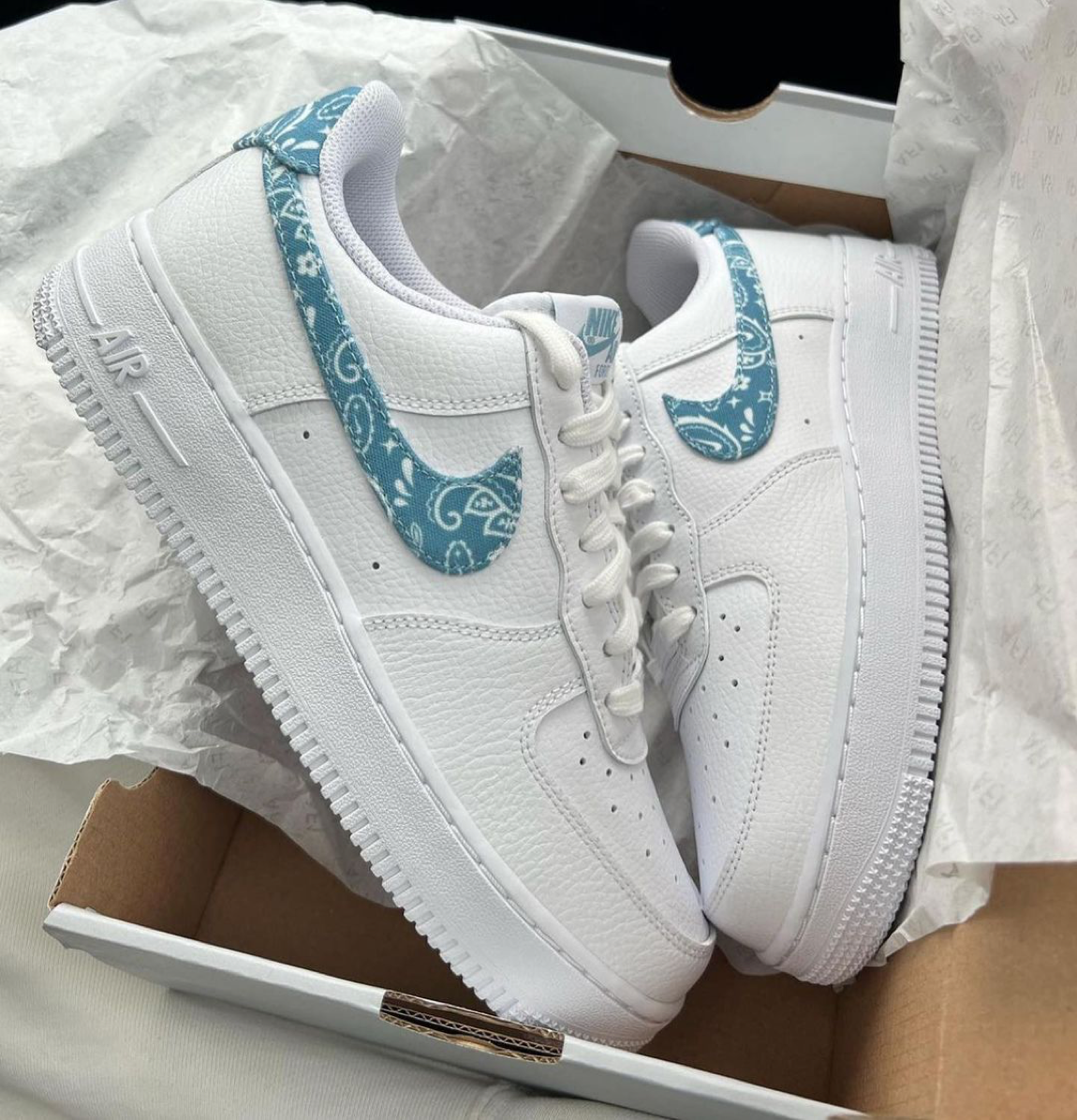 AIR FORCE 1 PAISLEY