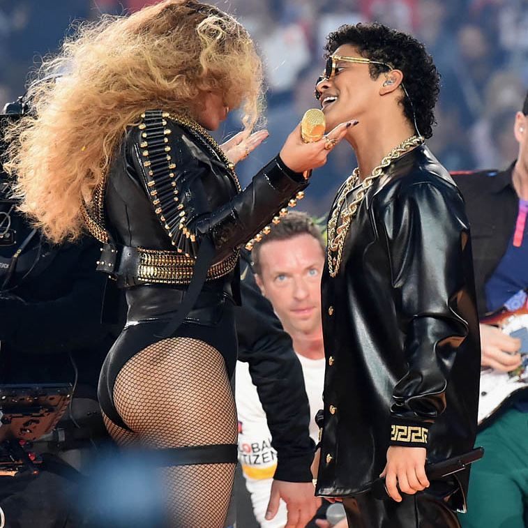 Super-Bowl-Beyoncé-Bruno-Mars