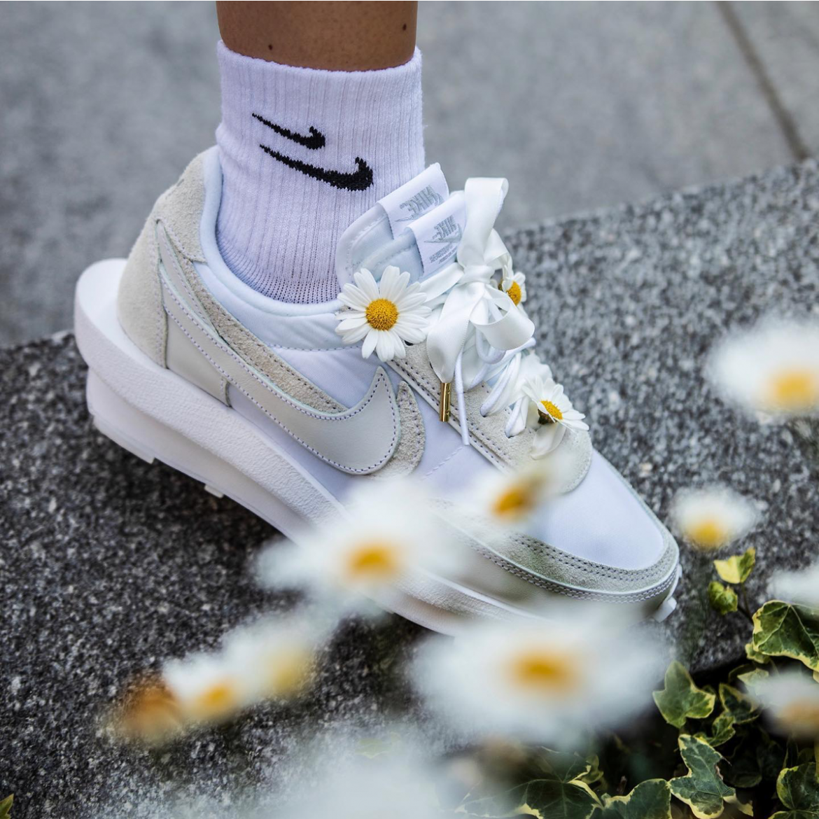 Nike LD Waffle Sacai White Nylon