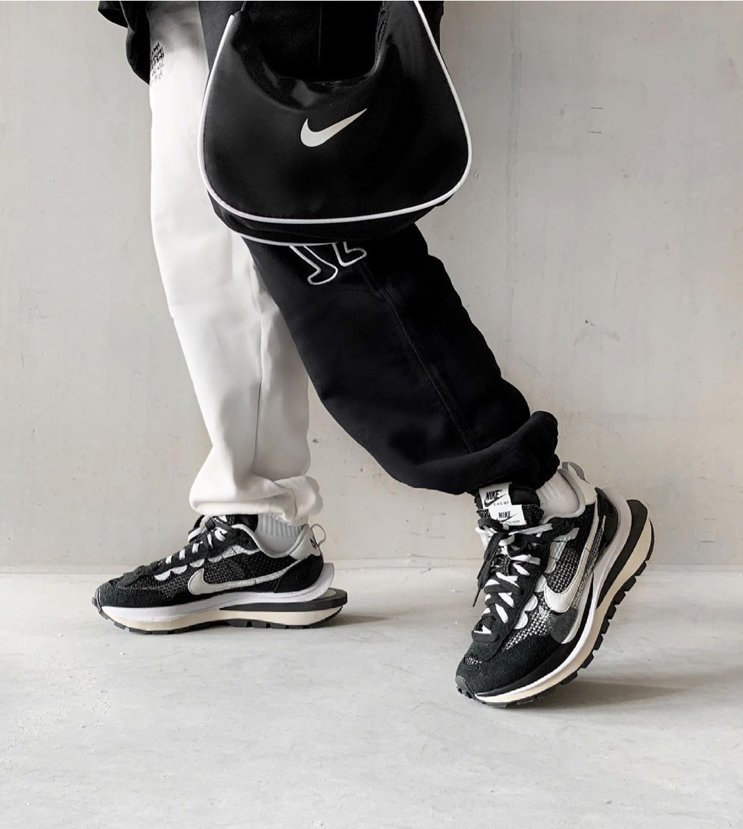 Nike Vaporwaffle Sacai Black White