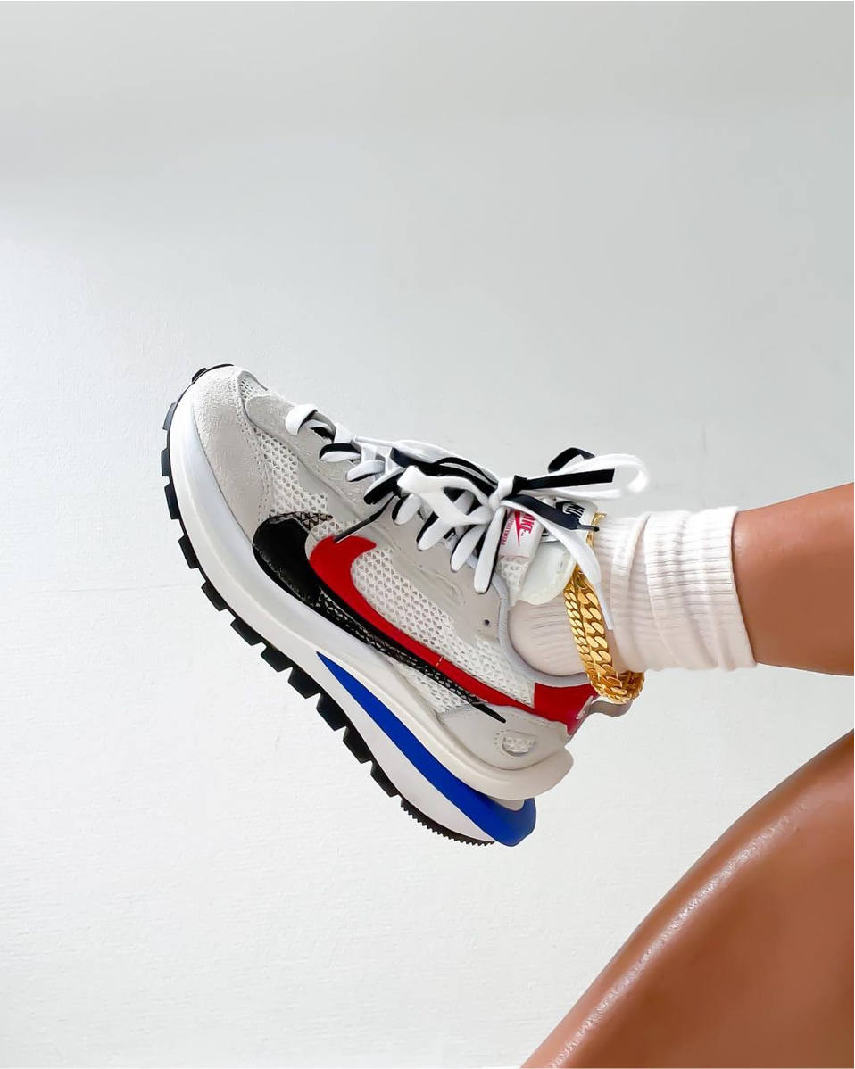 Nike Vaporwaffle Sacai Sport Fuchsia Game Royal