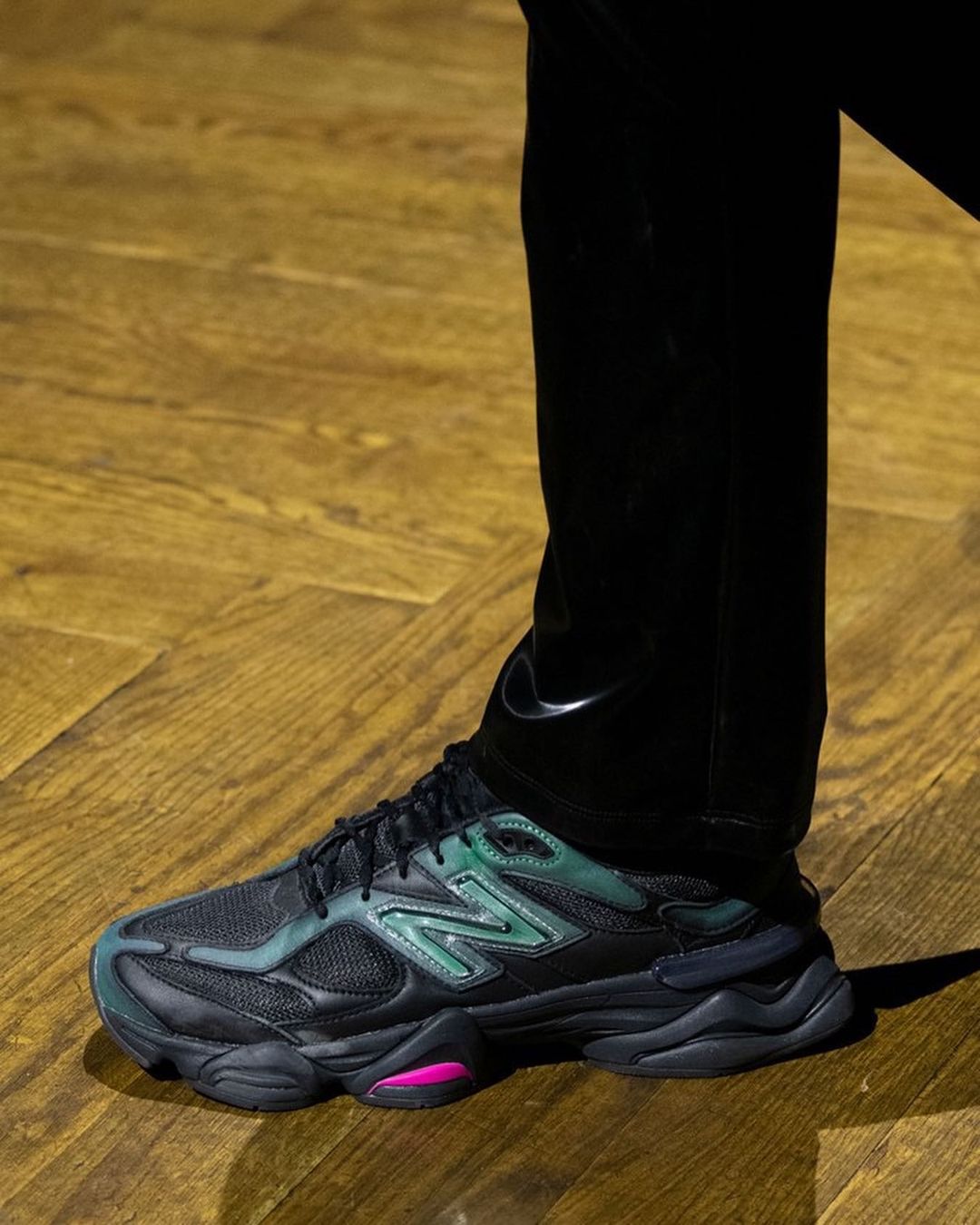 New-Balance-9060-Mowalola-pic-5 New-Balance-9060-Mowalola-pic-5