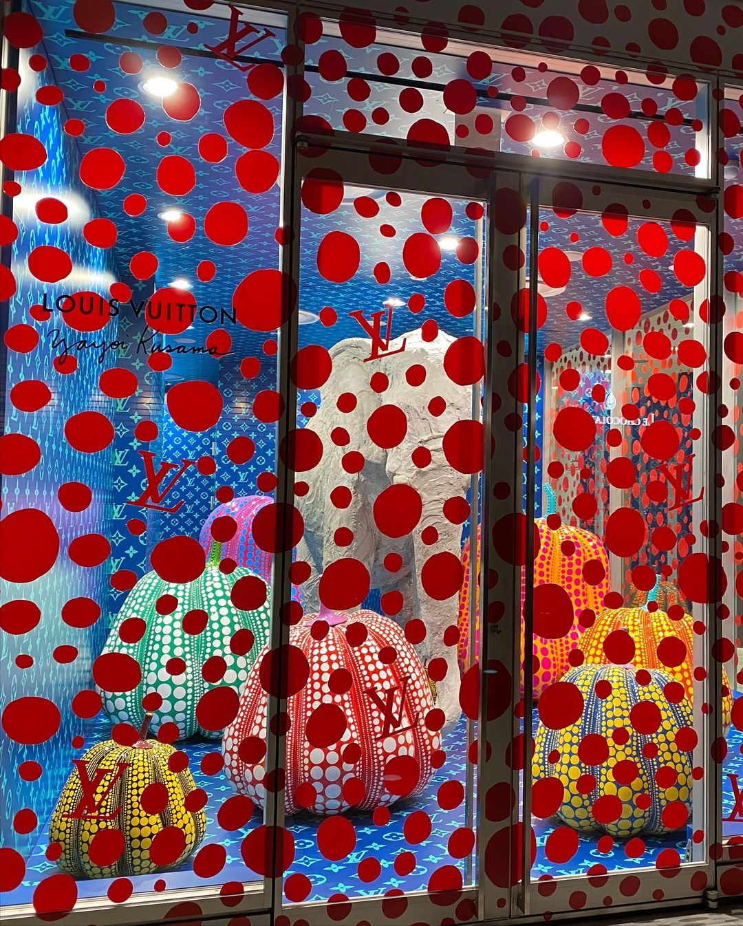 Louis Vuitton Yayoi Kusama