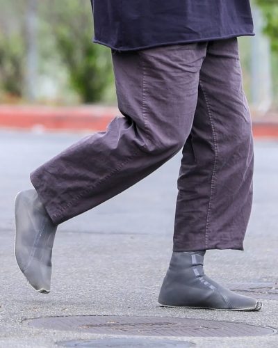 Yzy-sock-shoes-kanye-west